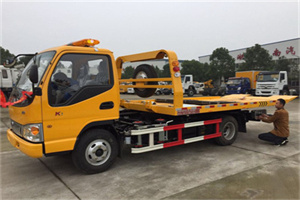 桂林哪里有拖车服务